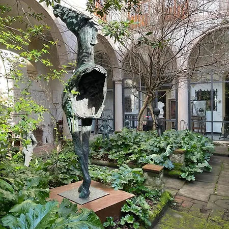 شقة L'orto Del Perseo Residenza Artistica فلورنس